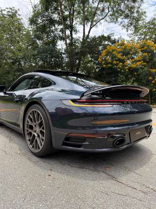 PORSCHE-911-2021