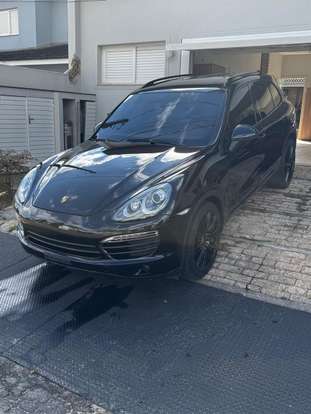 PORSCHE-CAYENNE-2011