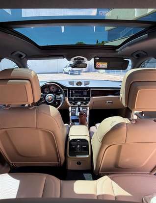 PORSCHE-MACAN-2023