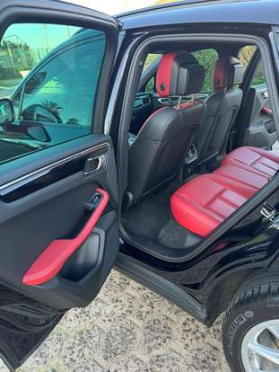 PORSCHE-MACAN-2016