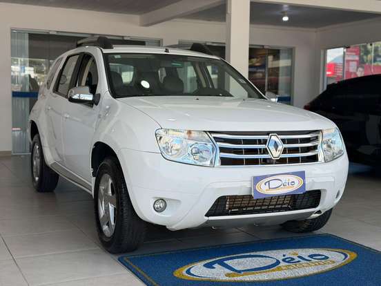 RENAULT-DUSTER-2014