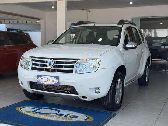 RENAULT-DUSTER-2014