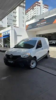 RENAULT KANGOO 1.6 16V SCE FLEX ADVANCED MANUAL RENAULT KANGOO 1.6 16V SCE FLEX ADVANCED MANUAL