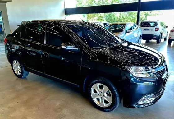 RENAULT LOGAN 1.6 DYNAMIQUE 8V FLEX 4P MANUAL RENAULT LOGAN 1.6 DYNAMIQUE 8V FLEX 4P MANUAL