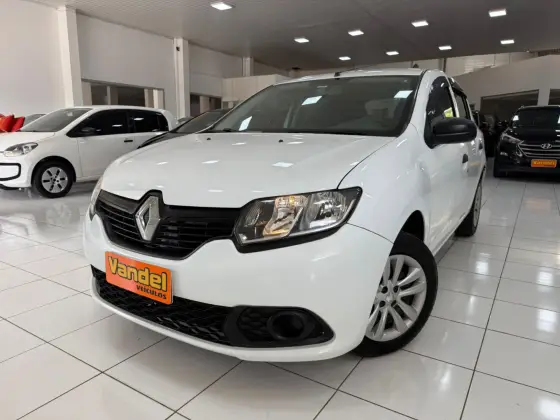 RENAULT SANDERO 1.0 AUTHENTIQUE PLUS 16V FLEX 4P MANUAL