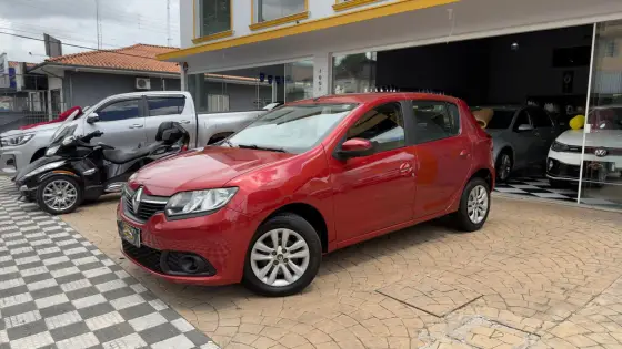 RENAULT SANDERO 1.0 EXPRESSION 16V FLEX 4P MANUAL RENAULT SANDERO 1.0 EXPRESSION 16V FLEX 4P MANUAL