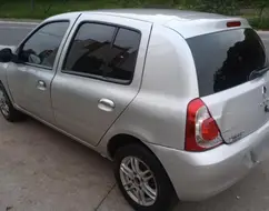 RENAULT CLIO 1.0 EXPRESSION 16V FLEX 4P MANUAL RENAULT CLIO 1.0 EXPRESSION 16V FLEX 4P MANUAL