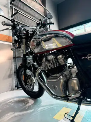 ROYAL ENFIELD-INTERCEPTOR-2021