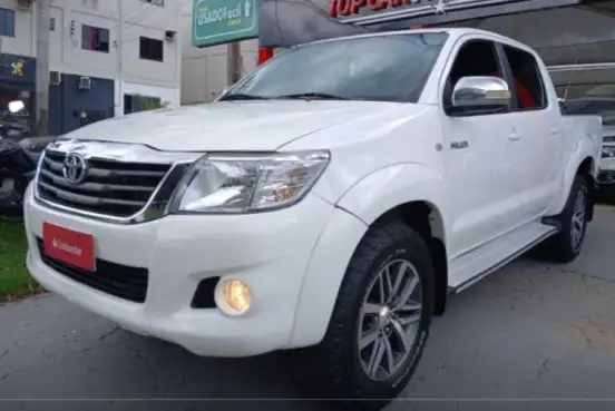 TOYOTA-HILUX-2012