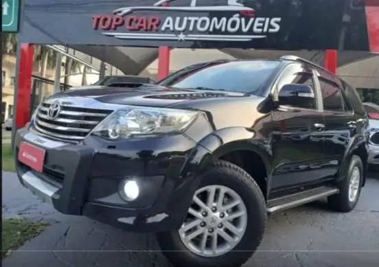 TOYOTA-HILUX-2013