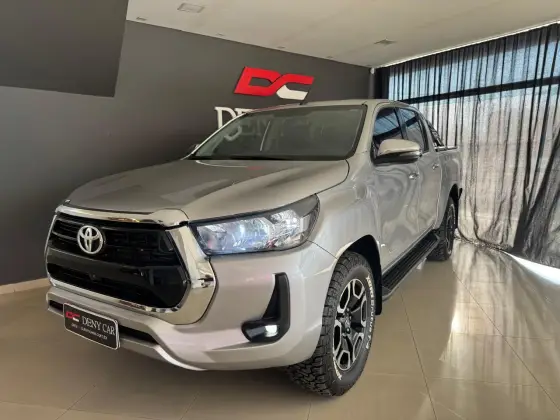 TOYOTA HILUX 2.8 D-4D TURBO DIESEL CD SRV 4X4 AUTOMÁTICO