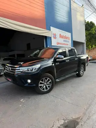 TOYOTA HILUX 2.8 SRX 4X4 CD 16V DIESEL 4P AUTOMÁTICO