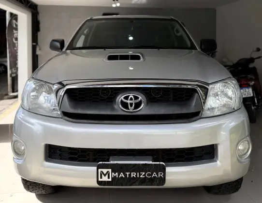 TOYOTA HILUX 3.0 SR 4X4 CD 16V TURBO INTERCOOLER DIESEL 4P MANUAL
