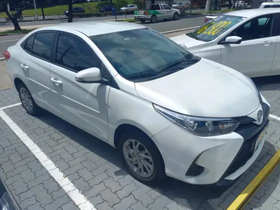 TOYOTA YARIS 1.5 16V FLEX SEDAN XS CONNECT MULTIDRIVE