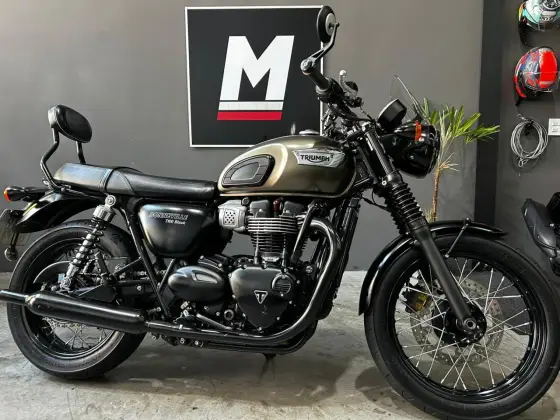 TRIUMPH BONNEVILLE T100 BLACK 900 
