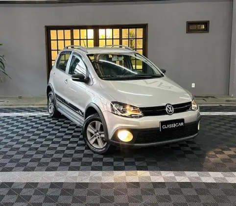 VOLKSWAGEN CROSSFOX 1.6 MI FLEX 8V 4P MANUAL