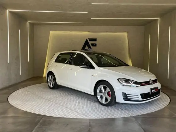 VOLKSWAGEN GOLF 2.0 TSI GTI 16V TURBO GASOLINA 4P AUTOMÁTICO