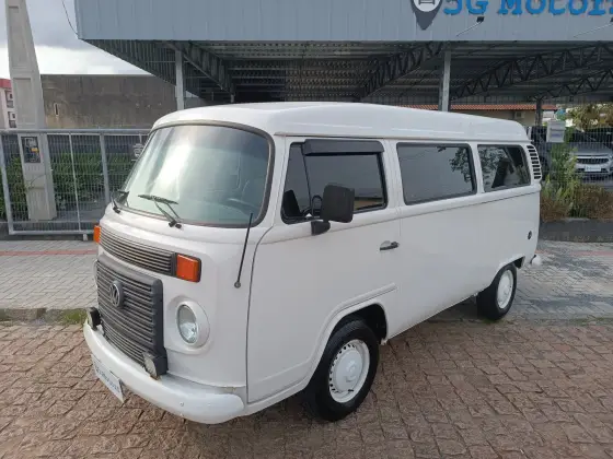 VOLKSWAGEN KOMBI 1.4 MI STD LOTAÇÃO 8V FLEX 3P MANUAL