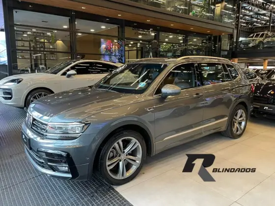 VOLKSWAGEN TIGUAN 2.0 350 TSI GASOLINA ALLSPACE R-LINE 4MOTION DSG VOLKSWAGEN TIGUAN 2.0 350 TSI GASOLINA ALLSPACE R-LINE 4MOTION DSG