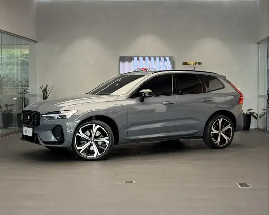 VOLVO XC60 2.0 T8 RECHARGE ULTIMATE DARK AWD GEARTRONIC