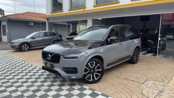 VOLVO XC90 2.0 D5 DIESEL MOMENTUM AWD GEARTRONIC VOLVO XC90 2.0 D5 DIESEL MOMENTUM AWD GEARTRONIC