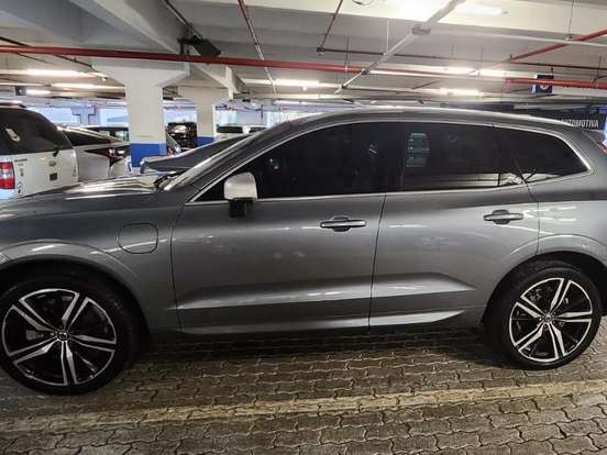 VOLVO-XC60-2.0 T8 HYBRID R-DESIGN AWD GEARTRONIC VOLVO-XC60-2019