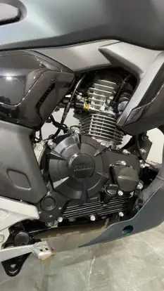YAMAHA-FZ15 FAZER CONNECTED ABS-2025