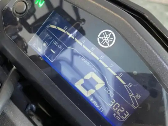 YAMAHA-FZ15 FAZER CONNECTED ABS YAMAHA-FZ15 FAZER CONNECTED ABS-2025
