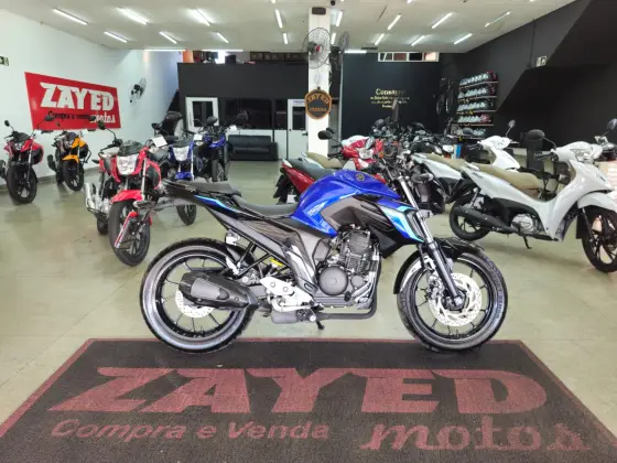 YAMAHA FZ25 FAZER ABS 