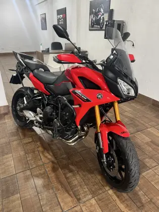 YAMAHA MT-09 TRACER YAMAHA MT-09 TRACER