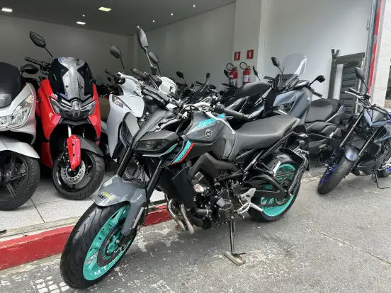 YAMAHA-MT-09 YAMAHA-MT-09-2023