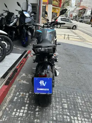 YAMAHA-MT-09-2023