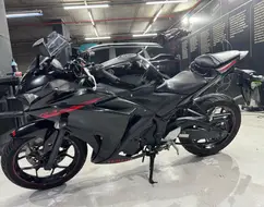 YAMAHA YZF R3 YAMAHA YZF R3