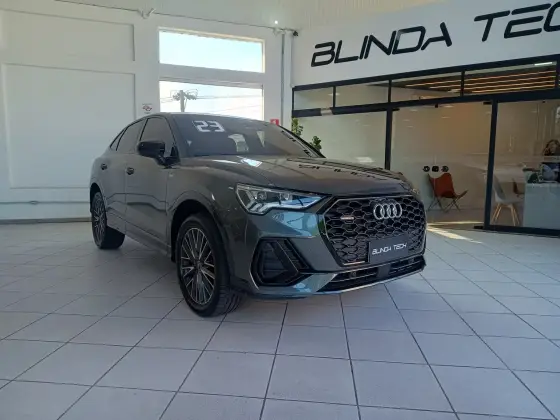 AUDI Q3 2.0 40 TFSI GASOLINA SPORTBACK PERFORMANCE BLACK QUATTRO TIPTRONIC