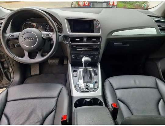 AUDI-Q5-2.0 TFSI AMBIENTE 16V 225CV GASOLINA 4P AUTOMÁTICO AUDI-Q5-2014