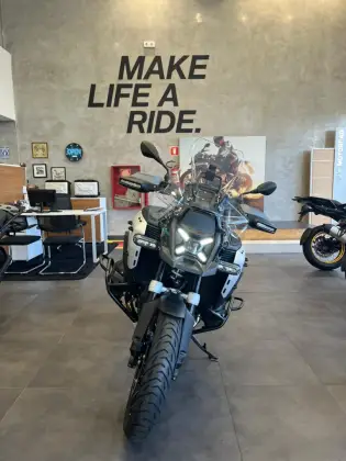 BMW R 1300 GS ADVENTURE TRIPLE BLACK 