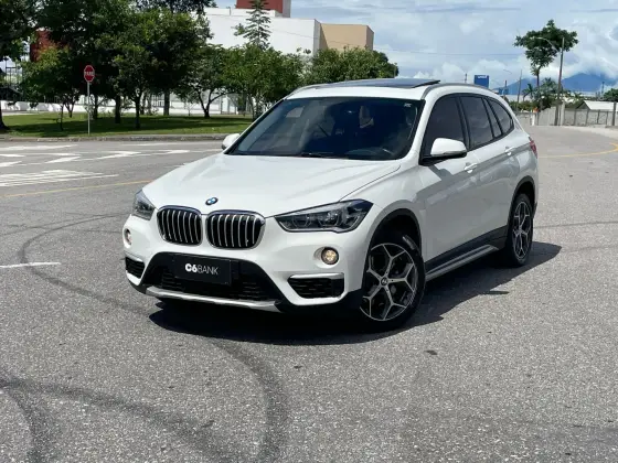 BMW X1 2.0 16V TURBO ACTIVEFLEX SDRIVE20I 4P AUTOMÁTICO BMW X1 2.0 16V TURBO ACTIVEFLEX SDRIVE20I 4P AUTOMÁTICO