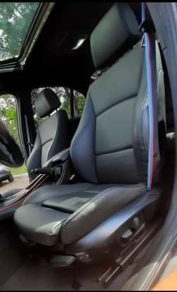 BMW-320i-2008