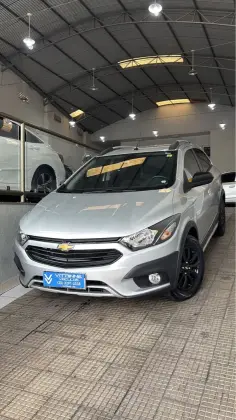 CHEVROLET ONIX 1.4 MPFI ACTIV 8V FLEX 4P AUTOMÁTICO