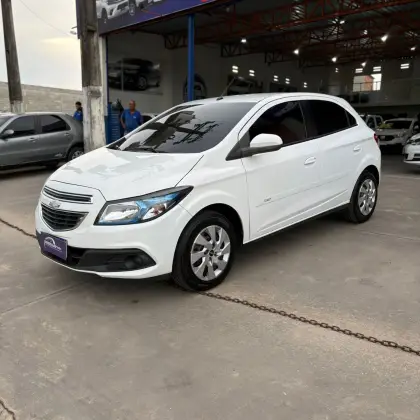 CHEVROLET ONIX 1.4 MPFI LT 8V FLEX 4P AUTOMÁTICO