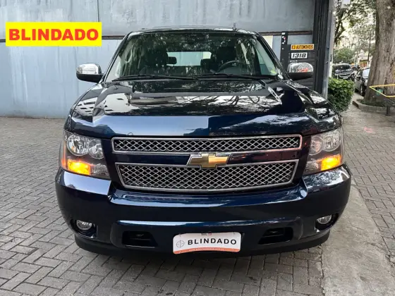 CHEVROLET SUBURBAN 5.3 LTZ V8 4X4 FLEX 4P AUTOMÁTICO CHEVROLET SUBURBAN 5.3 LTZ V8 4X4 FLEX 4P AUTOMÁTICO