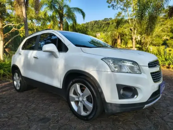 CHEVROLET TRACKER 1.8 MPFI LTZ 4X2 16V FLEX 4P AUTOMÁTICO