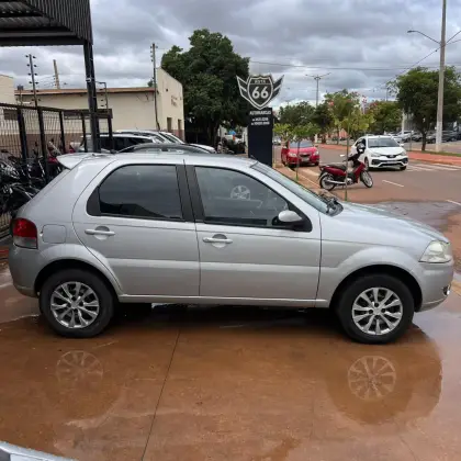 FIAT PALIO 1.4 MPI ELX 8V FLEX 4P MANUAL FIAT PALIO 1.4 MPI ELX 8V FLEX 4P MANUAL