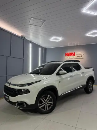 FIAT TORO 2.0 16V TURBO DIESEL FREEDOM 4WD AT9