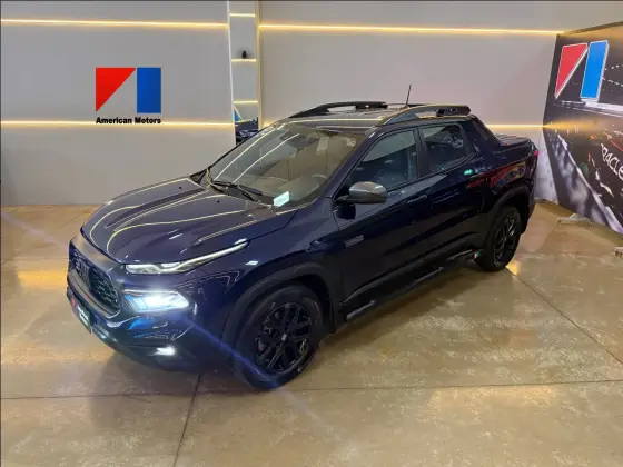 FIAT TORO 2.0 16V TURBO DIESEL ULTRA 4WD AT9 FIAT TORO 2.0 16V TURBO DIESEL ULTRA 4WD AT9