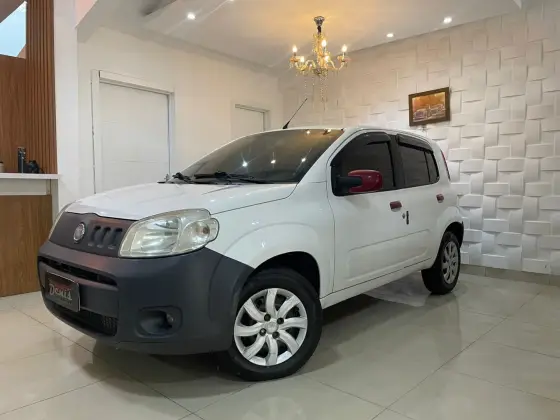 FIAT UNO 1.0 VIVACE 8V FLEX 4P MANUAL