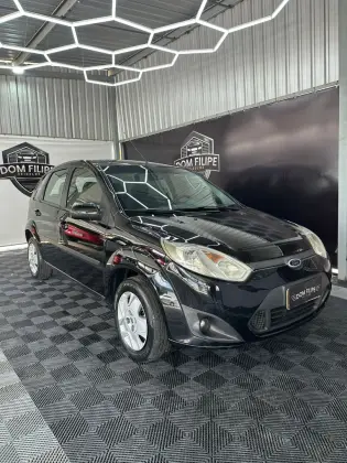 FORD FIESTA 1.6 ROCAM HATCH 8V FLEX 4P MANUAL