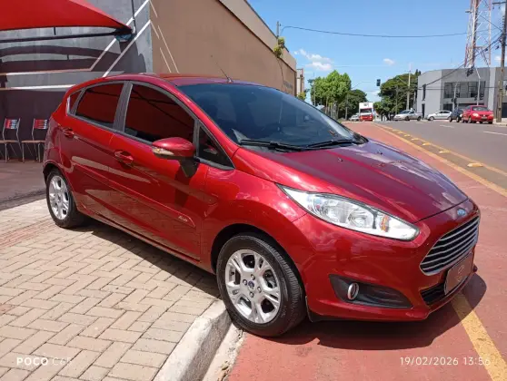 FORD FIESTA 1.6 SE HATCH 16V FLEX 4P POWERSHIFT FORD FIESTA 1.6 SE HATCH 16V FLEX 4P POWERSHIFT