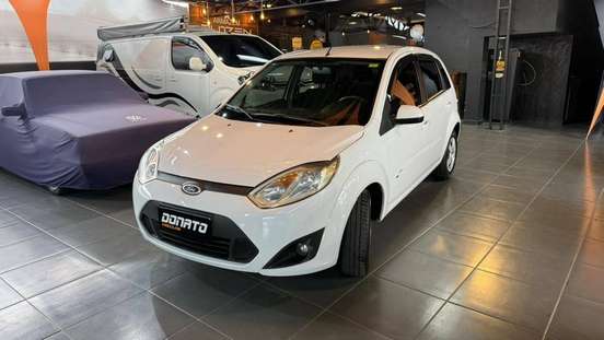 FORD-FIESTA-2014