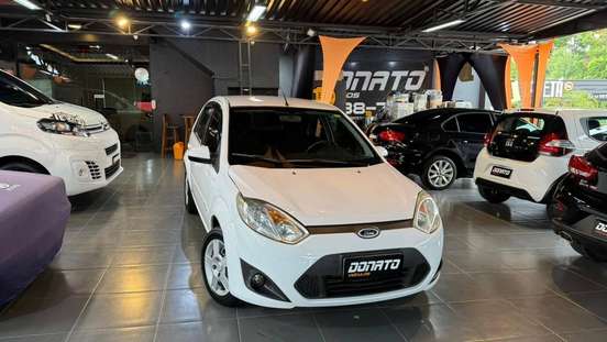 FORD-FIESTA-2014
